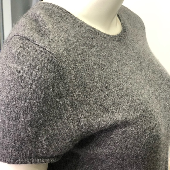 Neiman Marcus 100% Cashmere Sweater - Picture 5 of 7